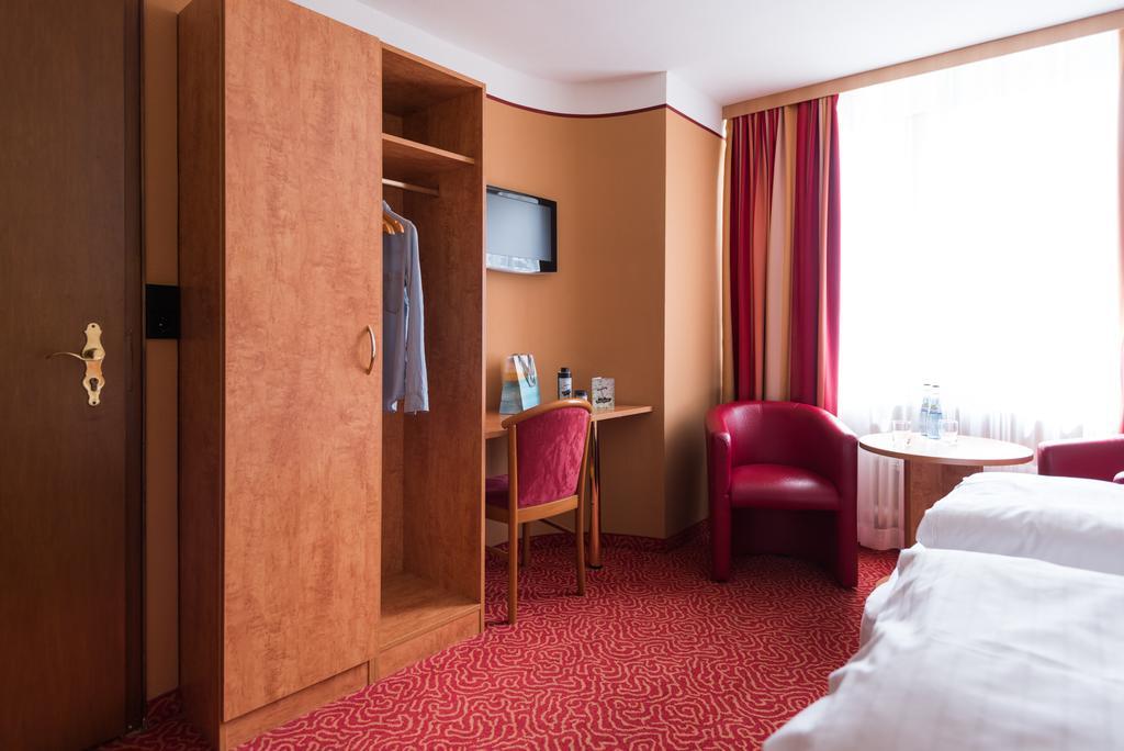 Buergerbraeu Hotel Uberlingen Ngoại thất bức ảnh