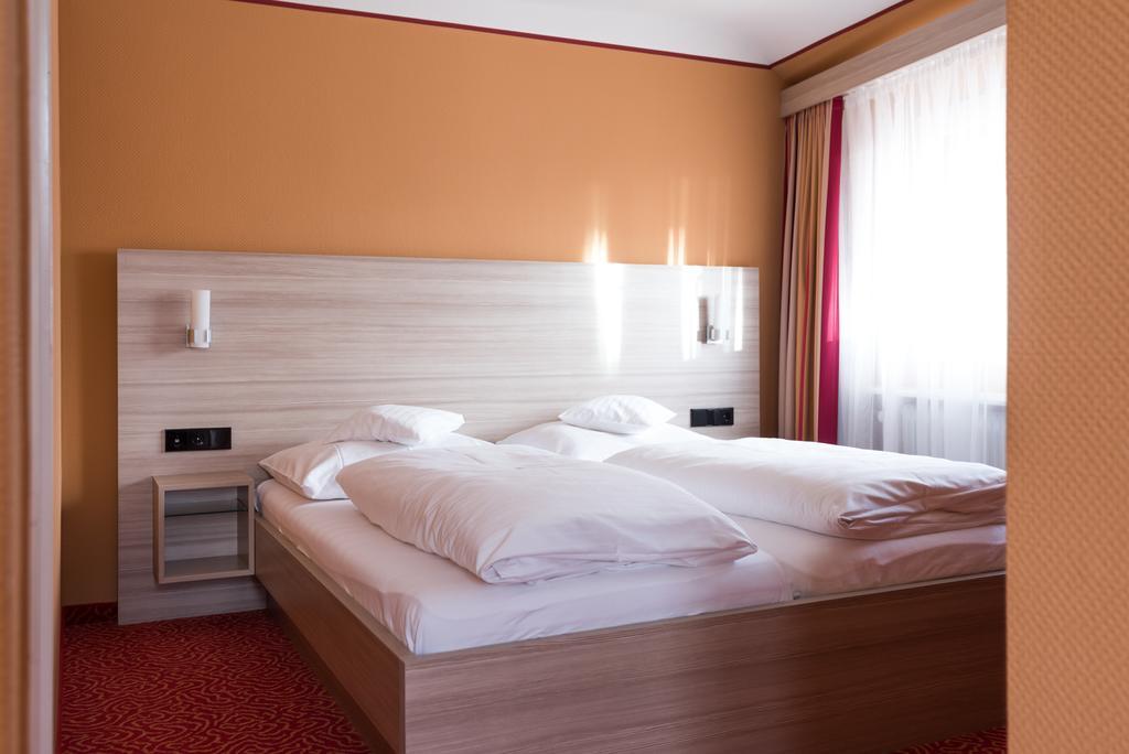 Buergerbraeu Hotel Uberlingen Ngoại thất bức ảnh